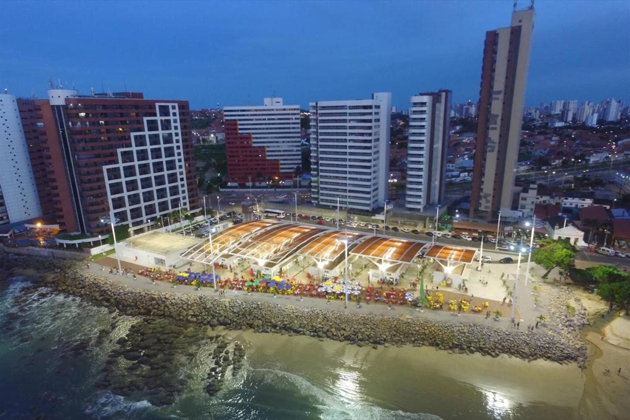 Flat Luxuoso Alto Padrao Frente Mar Com 2 Suites No Iate Plaza Форталеза Екстер'єр фото