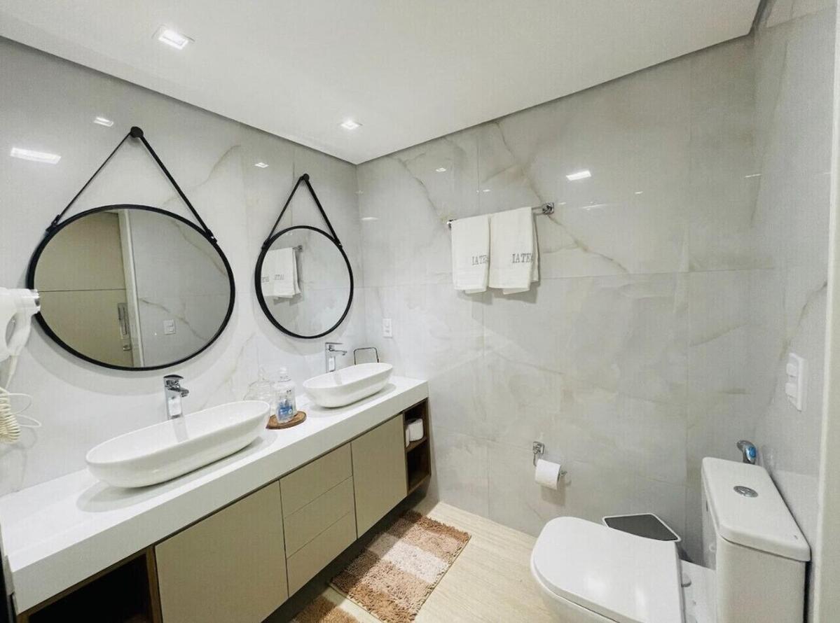 Flat Luxuoso Alto Padrao Frente Mar Com 2 Suites No Iate Plaza Форталеза Екстер'єр фото